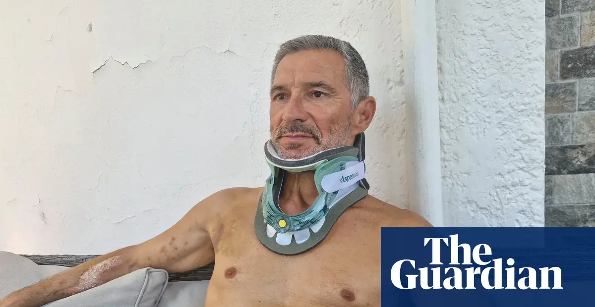 Man recounts being partially sucked out of Ryanair plane window