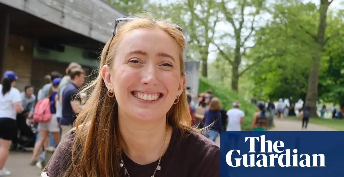 Mother calls for Treasury disciplinary change after daughter's suicide