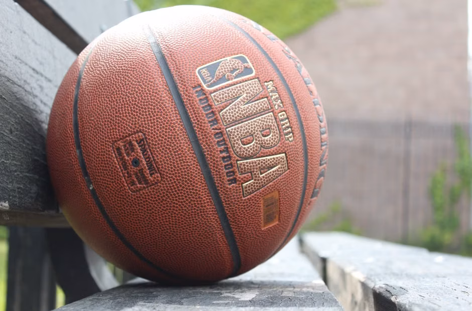 NBA rule change increased end-of-quarter heave rate from 58% to 94%