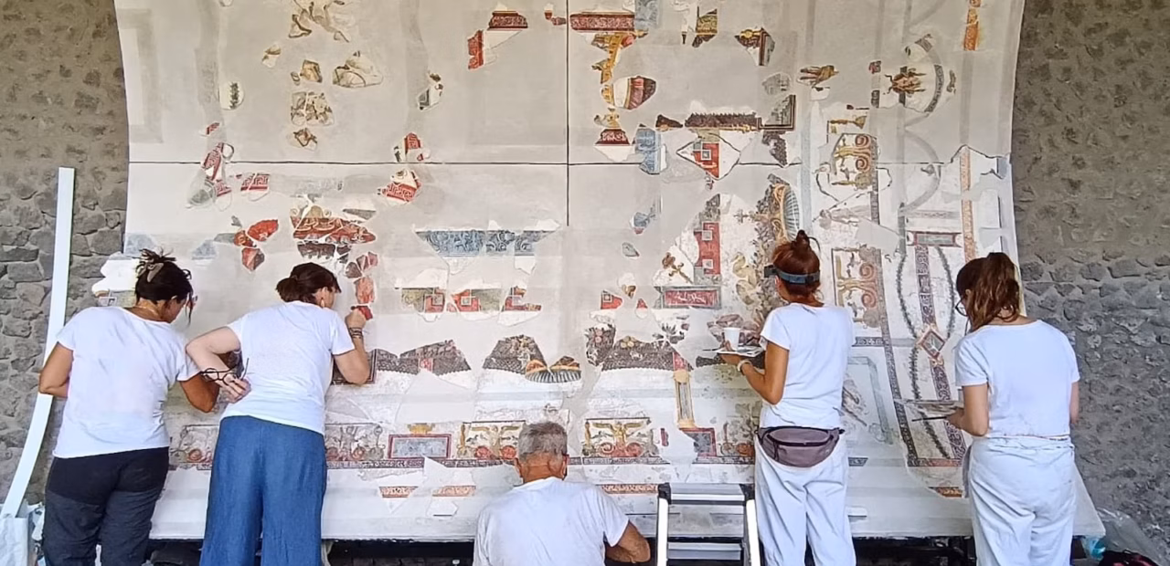 Pompeii archaeologists reconstruct frescoed ceiling of banquet hall