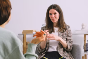 Psychotherapist Amy Morin recommends 'power phrases' for stressful situations