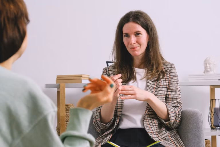 Psychotherapist Amy Morin recommends 'power phrases' for stressful situations