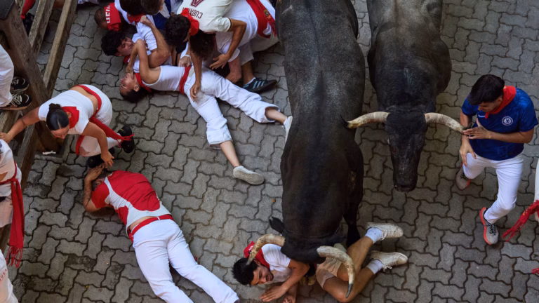 Runner gored in face at San Fermin bull run festival