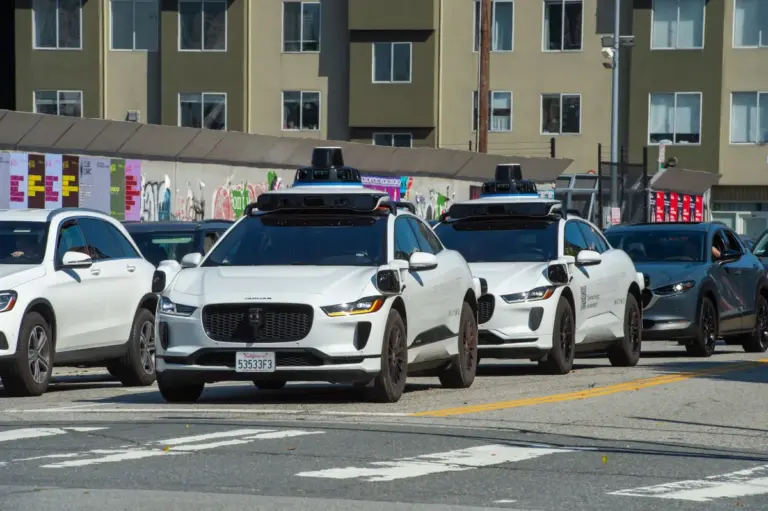 San Francisco mayor asks state to tighten autonomous vehicle rules after Waymo traffic jam