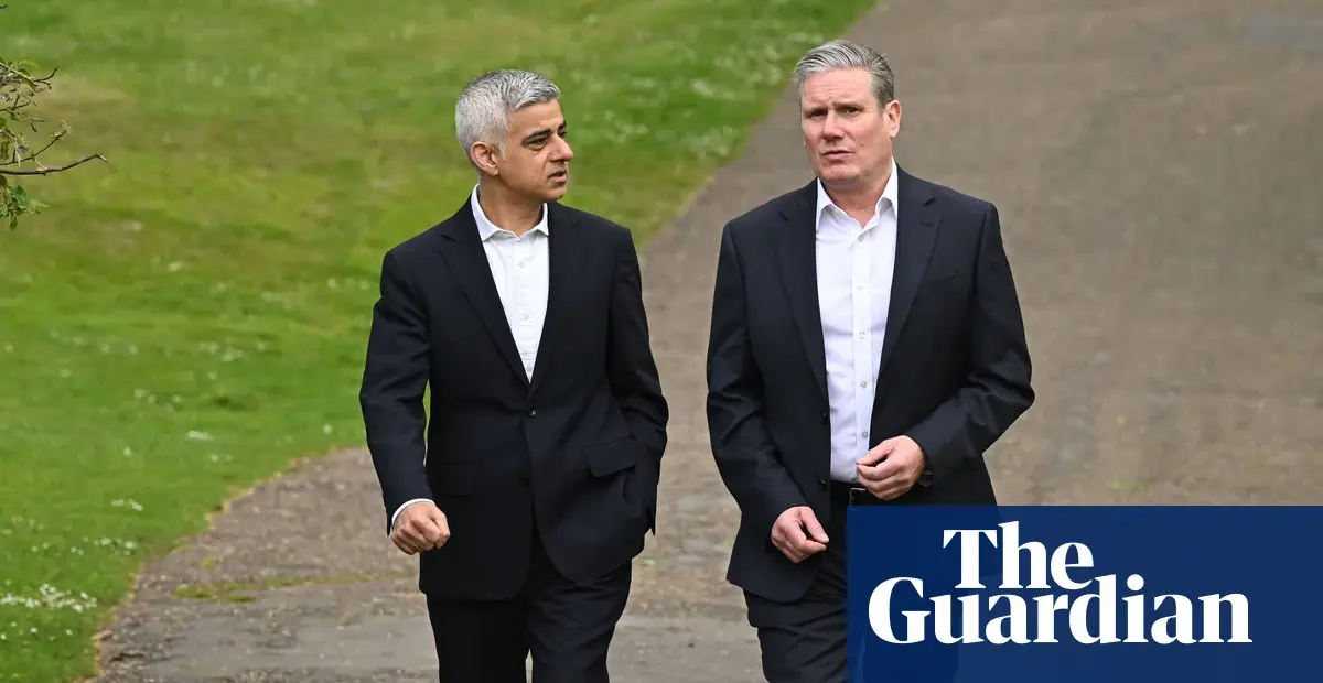 Starmer creates 26 new peers days before leaving No 10