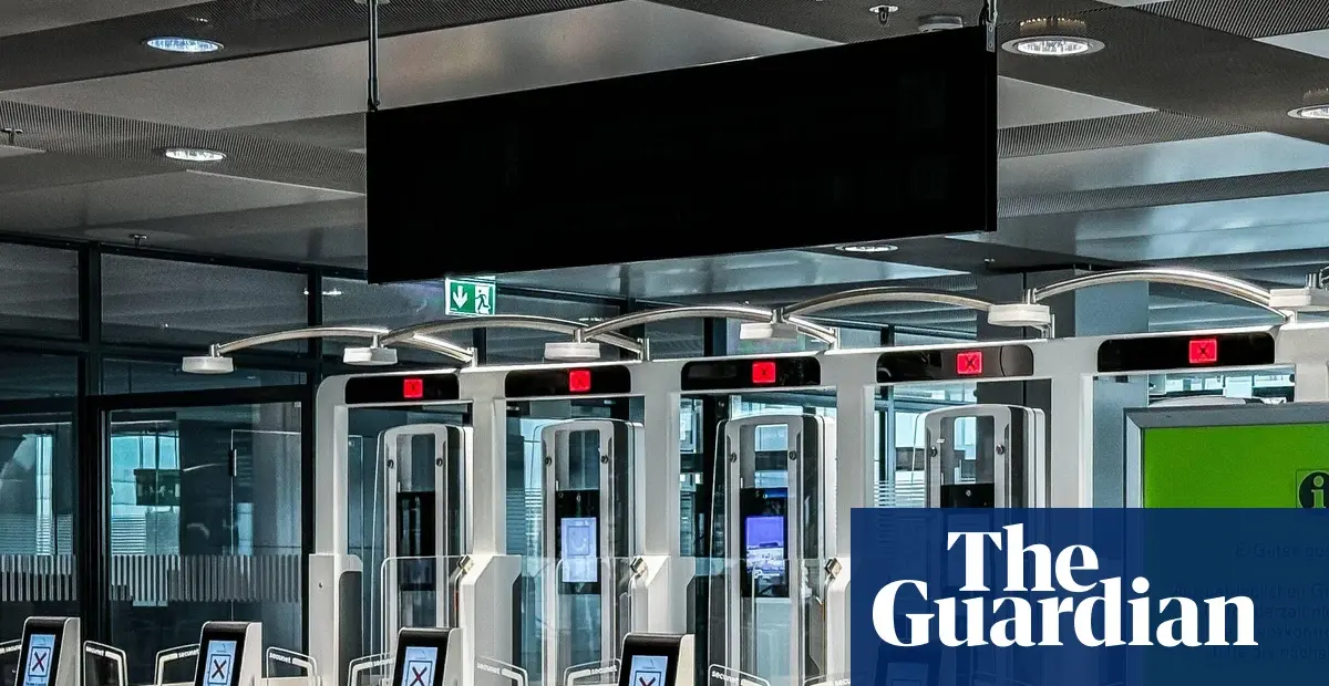UK and Switzerland seal £5.2bn trade deal with e-gate access for Britons
