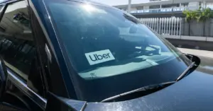 Uber Lobbyists Push for Laws Requiring Human Drivers Alongside Robotaxis
