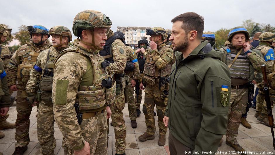 Ukrainians protest dismissal of defense minister Fedorov