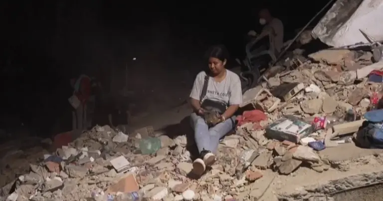 Venezuela earthquake death toll exceeds 4,000 as search continues