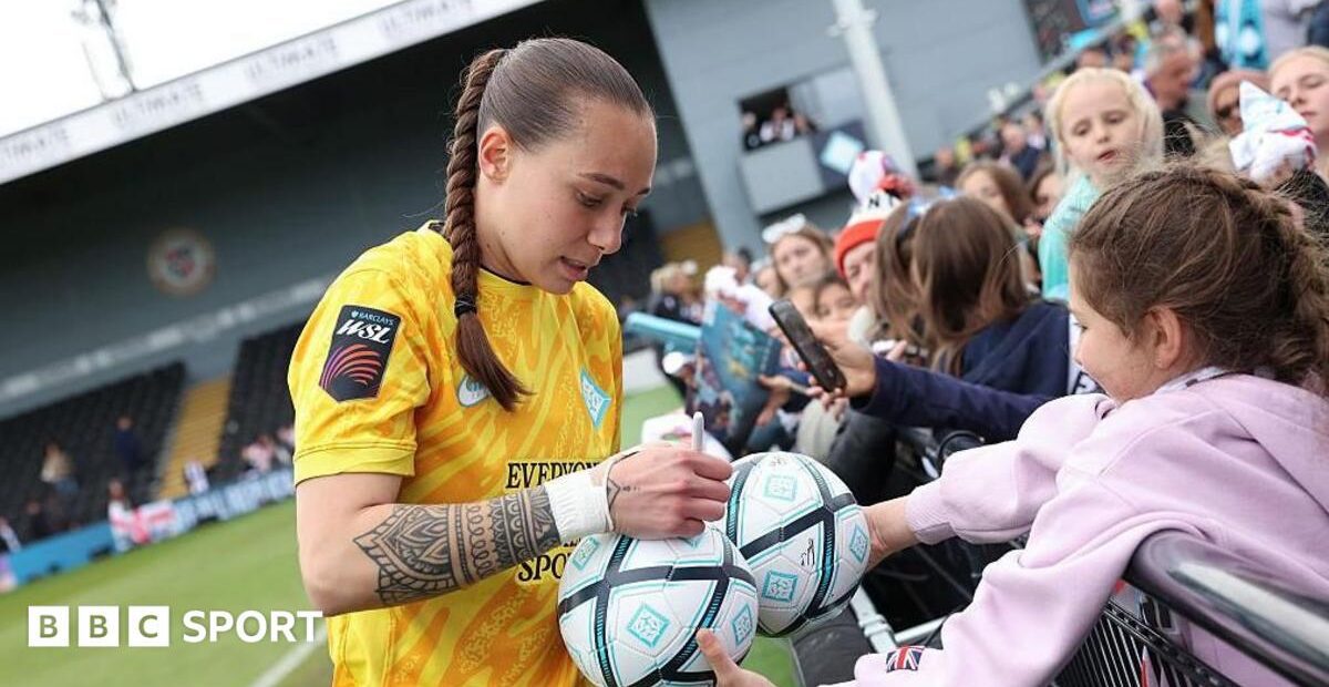 WSL fans praise atmosphere, criticize scheduling and accessibility