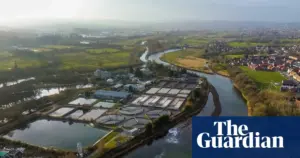 Water company executive pay rises despite government bonus ban