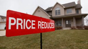 When Falling Housing Prices Signal Good or Bad Economic News